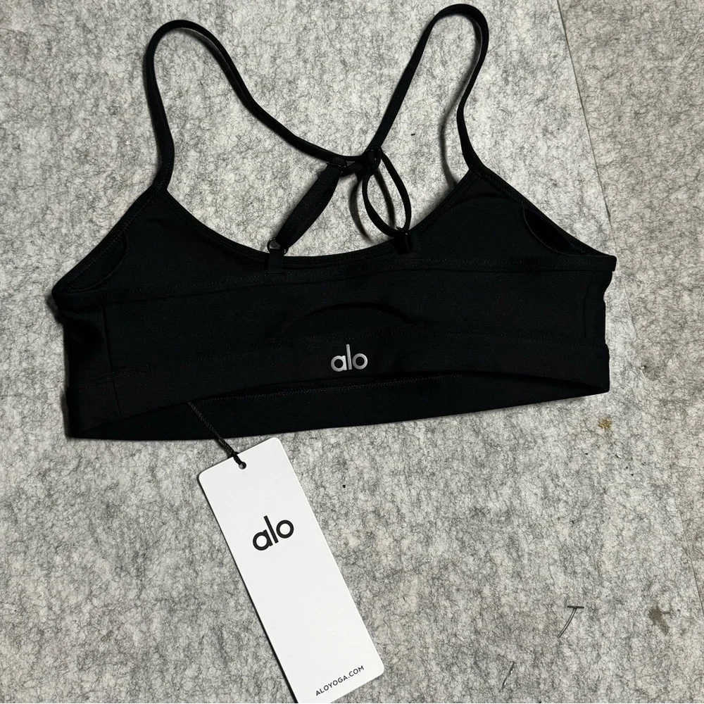 ALO Yoga Black Cross-Back Sports Bra